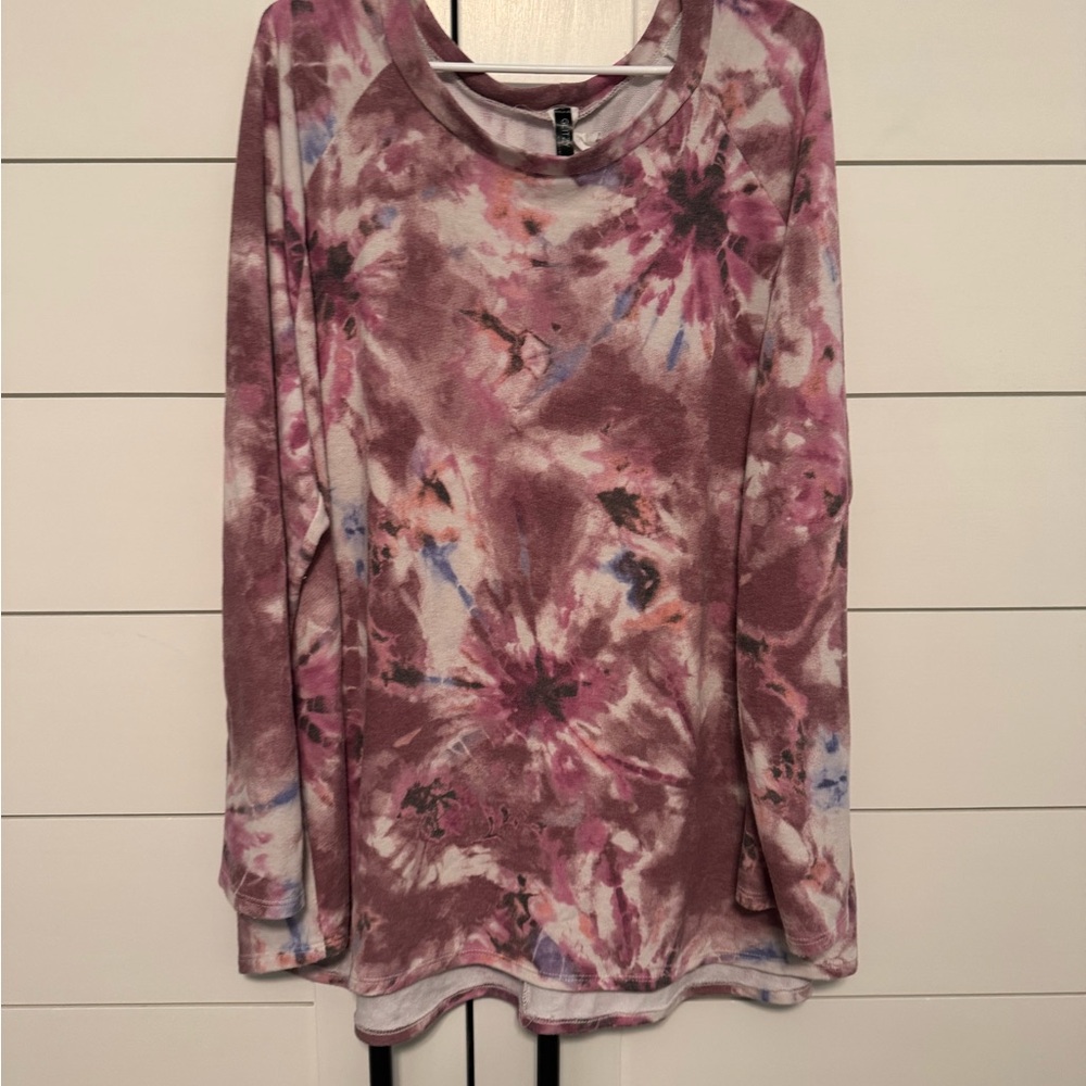 Tie-Dye Long Sleeve Top